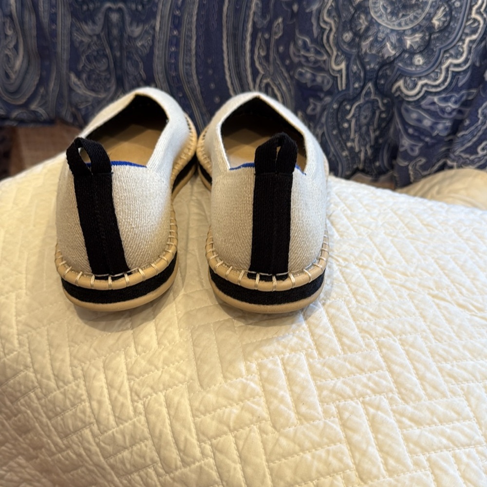Rothy's Women's Cream and black Flats - Picture 5 of 7